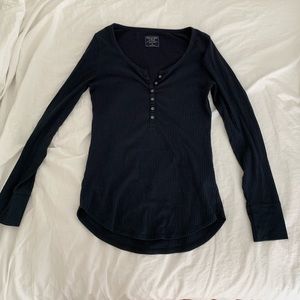blue abercrombie and fitch long sleeve tee